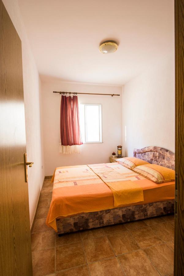 Ivan Apartment *